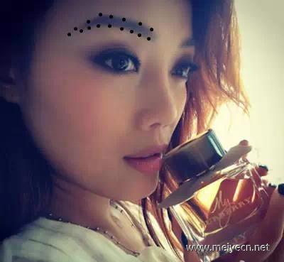 纹眉、雕眉、绣眉、柔眉、飘眉、雾状眉的区别