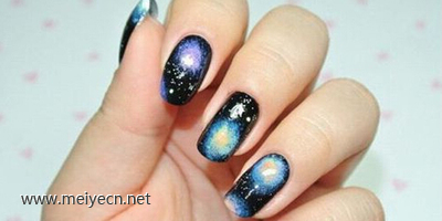 星空美甲步骤 指尖的奇异之门