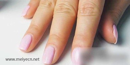 法式粉紫彩绘美甲教程 送你梦幻心情
