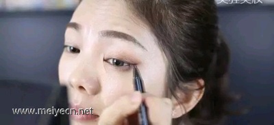 爽职场妆,职场妆容,化妆步骤,化妆